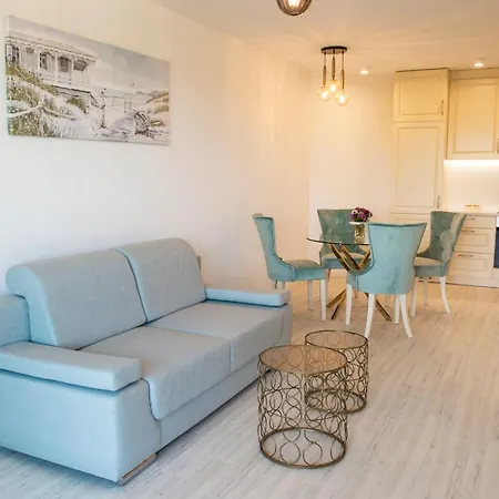 Nadmorski Apartament Przy Parku Krajobrazowym Wladyslawowo Exterior photo